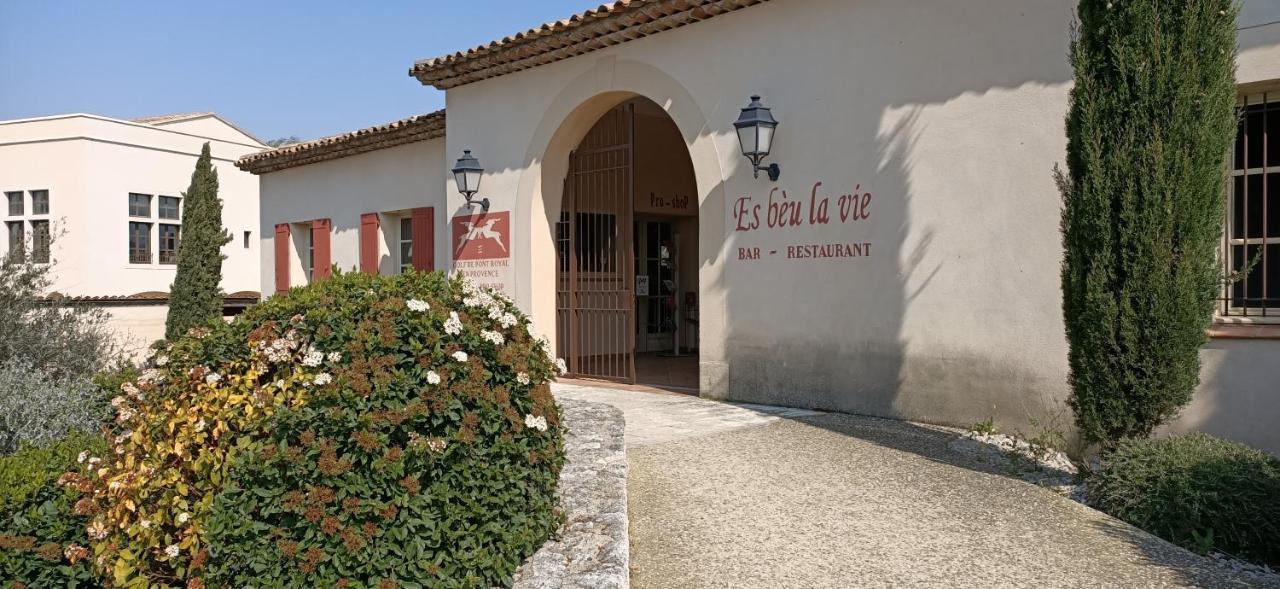 Charmant T2 climatisé avec belle vue , Golf de Pont-Royal Mallemort Exterior foto