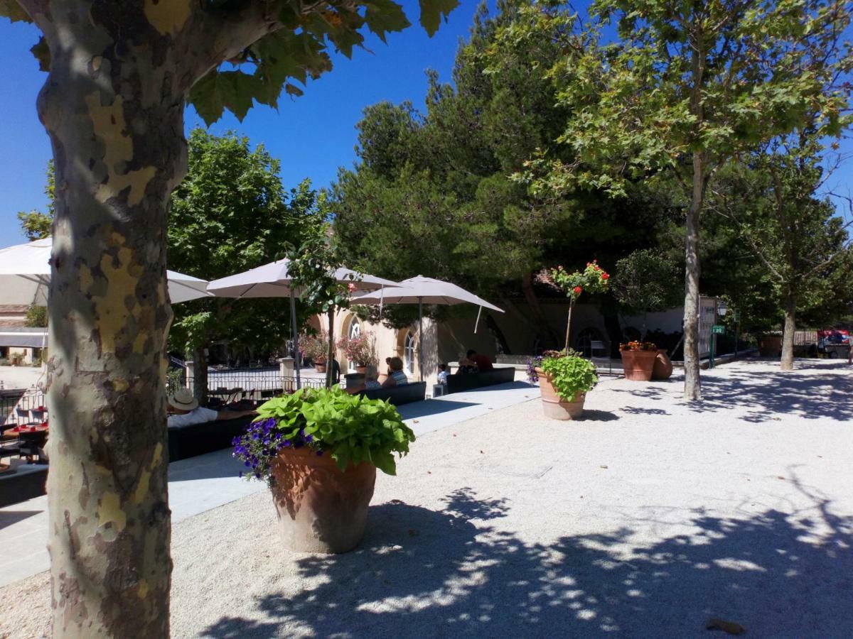 Charmant T2 climatisé avec belle vue , Golf de Pont-Royal Mallemort Exterior foto